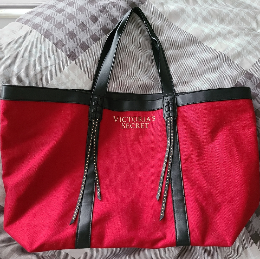 EUC LE Victoria Secret Large Tote Red with Studded Tassels